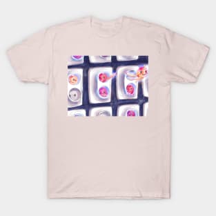 Population of sockets T-Shirt